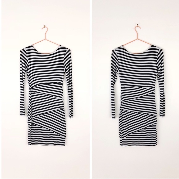 Forever 21 Dresses & Skirts - FOREVER 21 Striped Long Sleeve Body Con dress